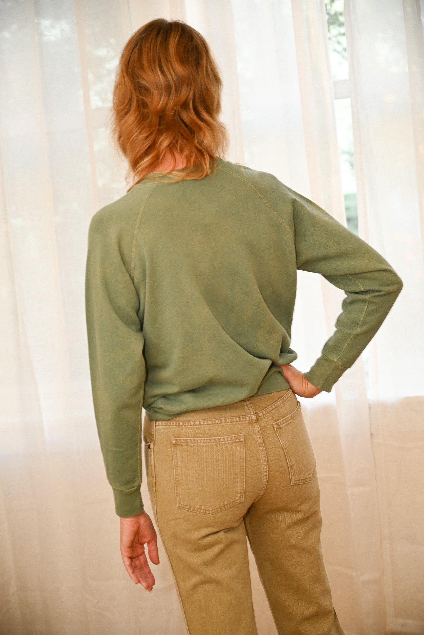 Sweatshirt