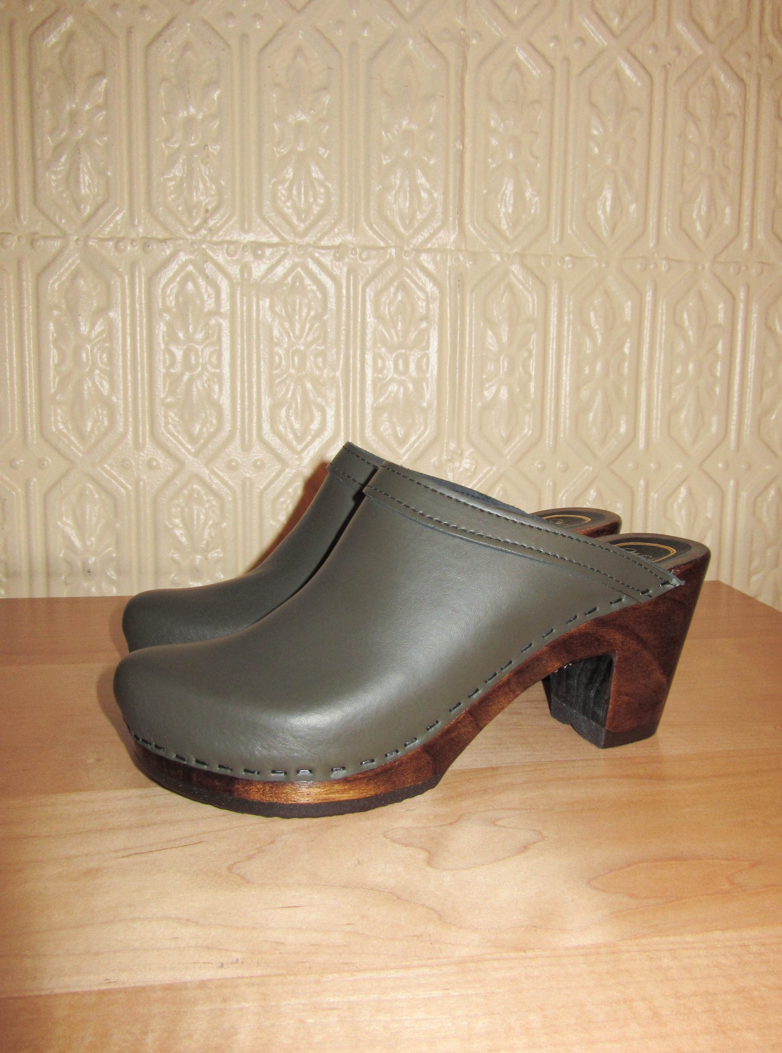 Old School Clog