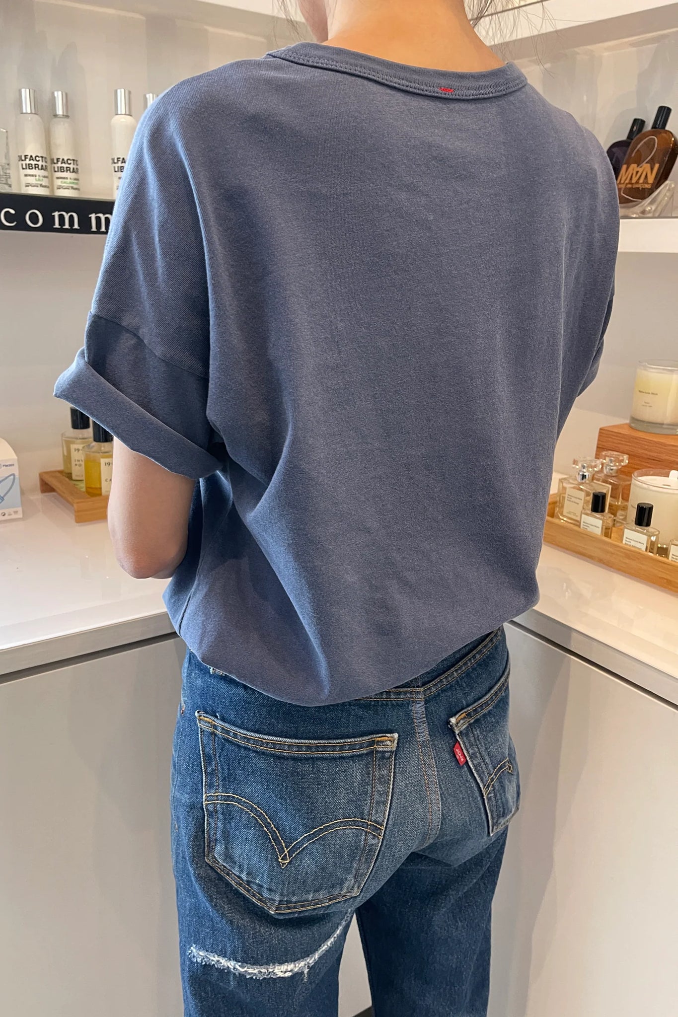 Her Tee