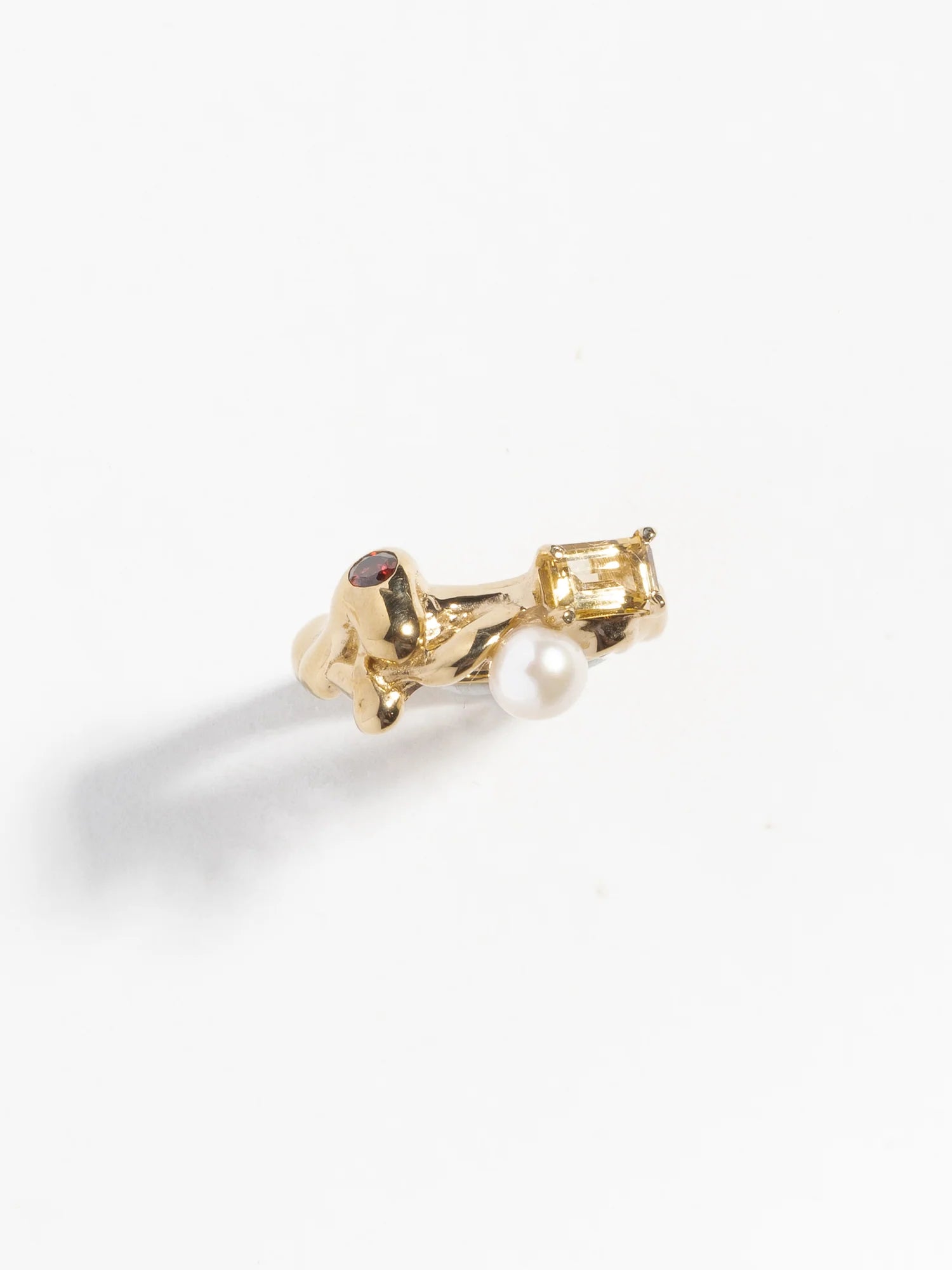 Menage Ring