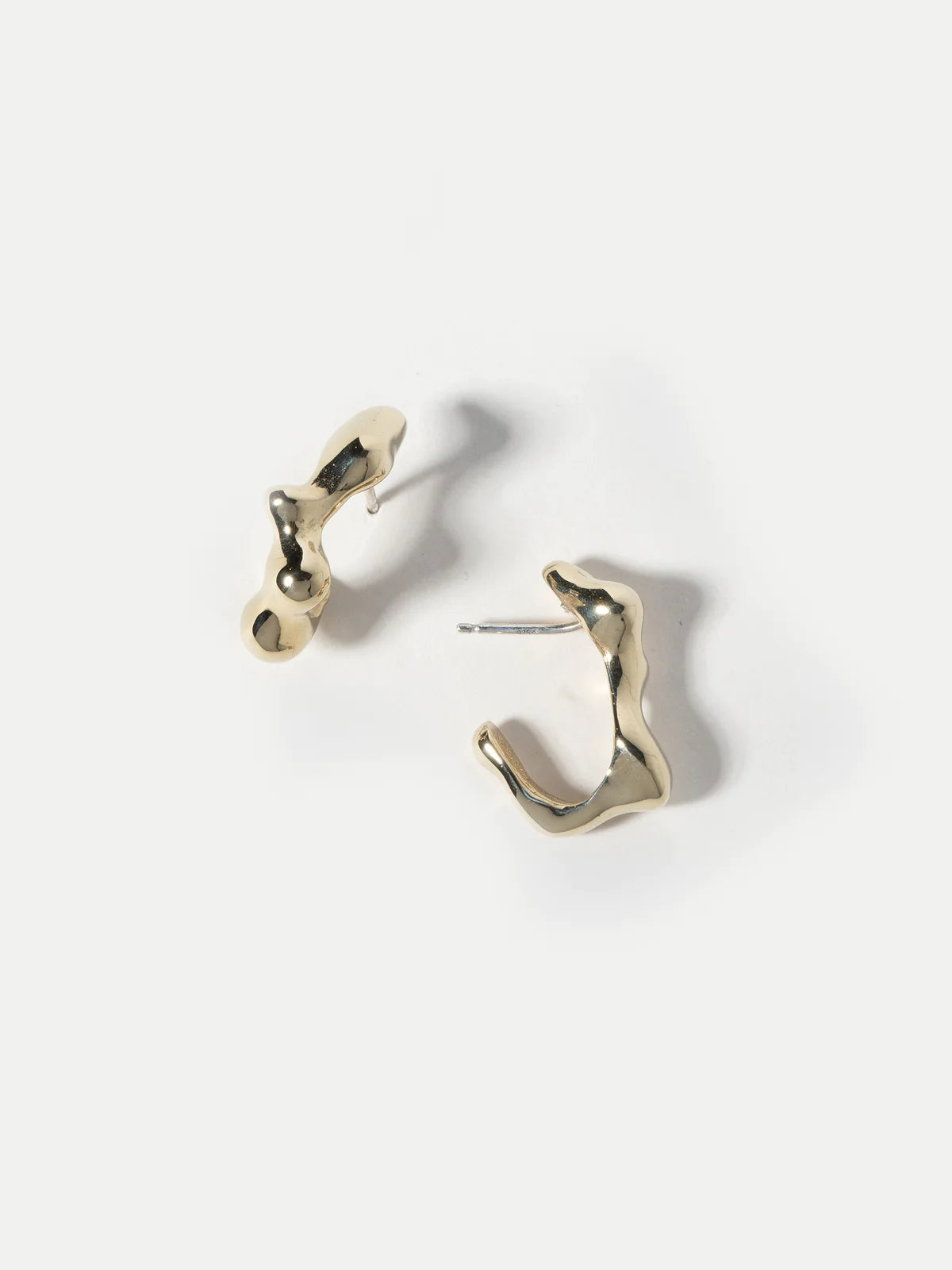 Small Seep Hoop Earrings