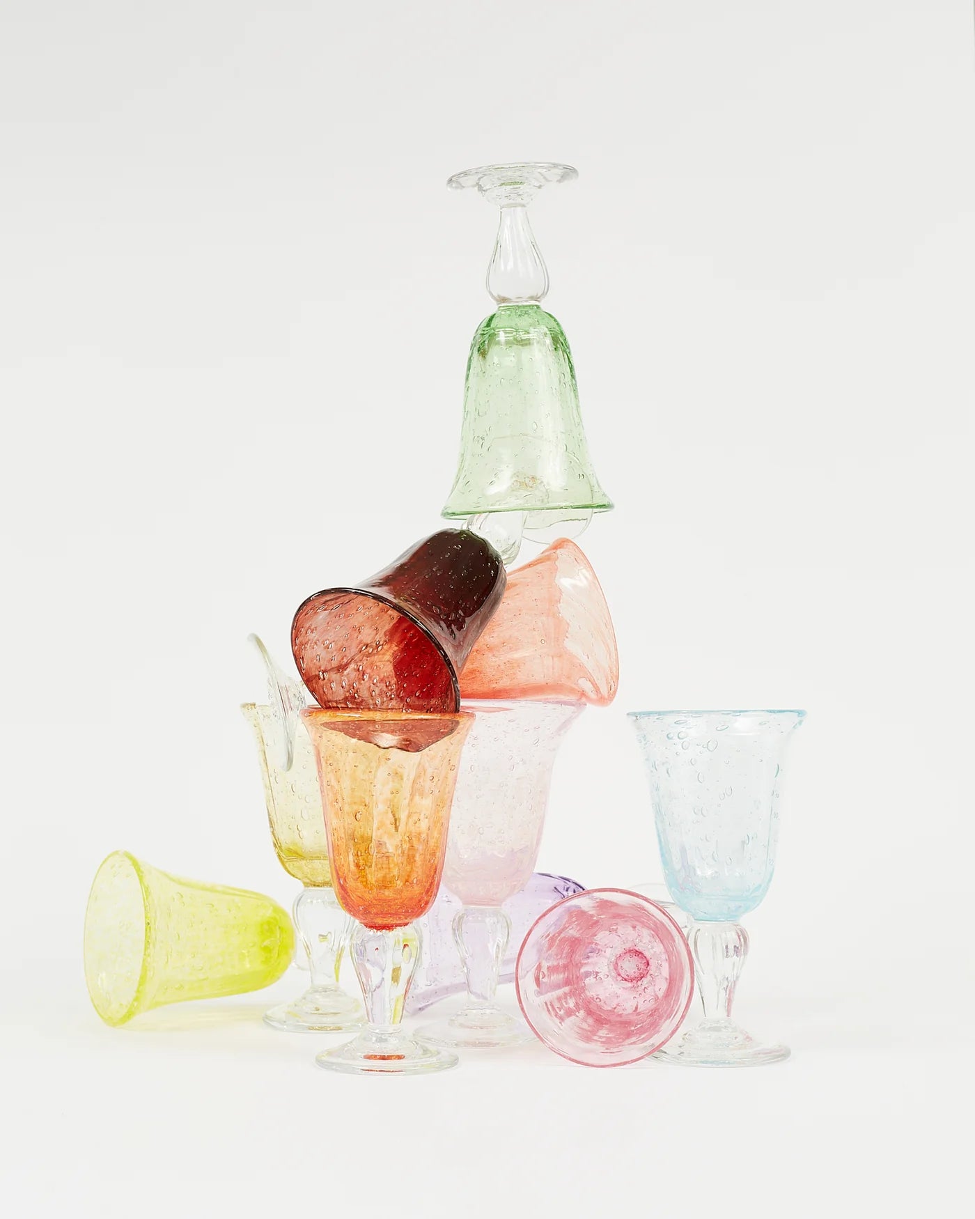 Le Petit Verre à Pied Bullé (The Small Bubble-Stemmed Glass)