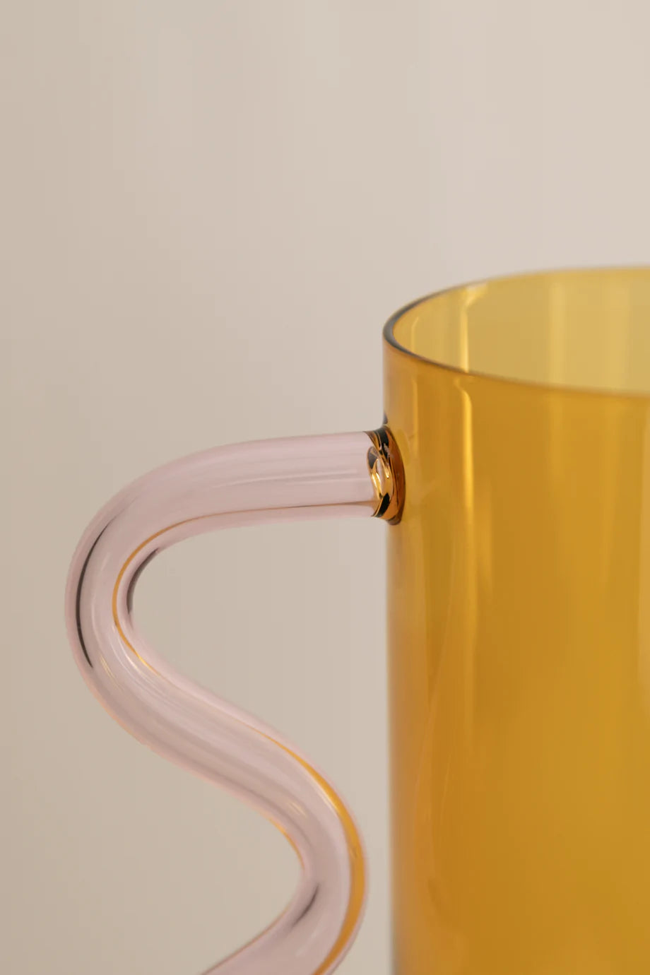 Wave Pitcher