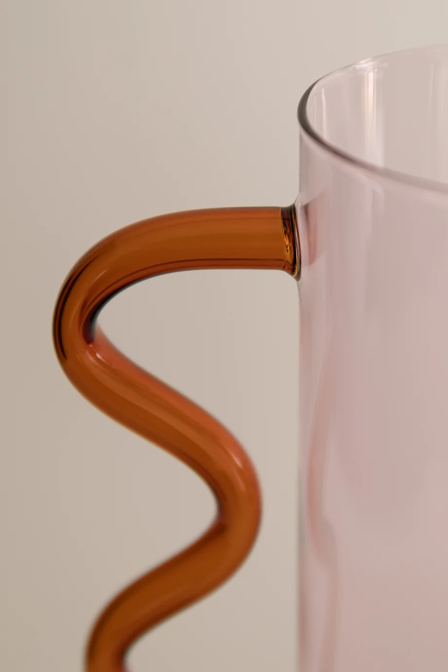 Wave Pitcher