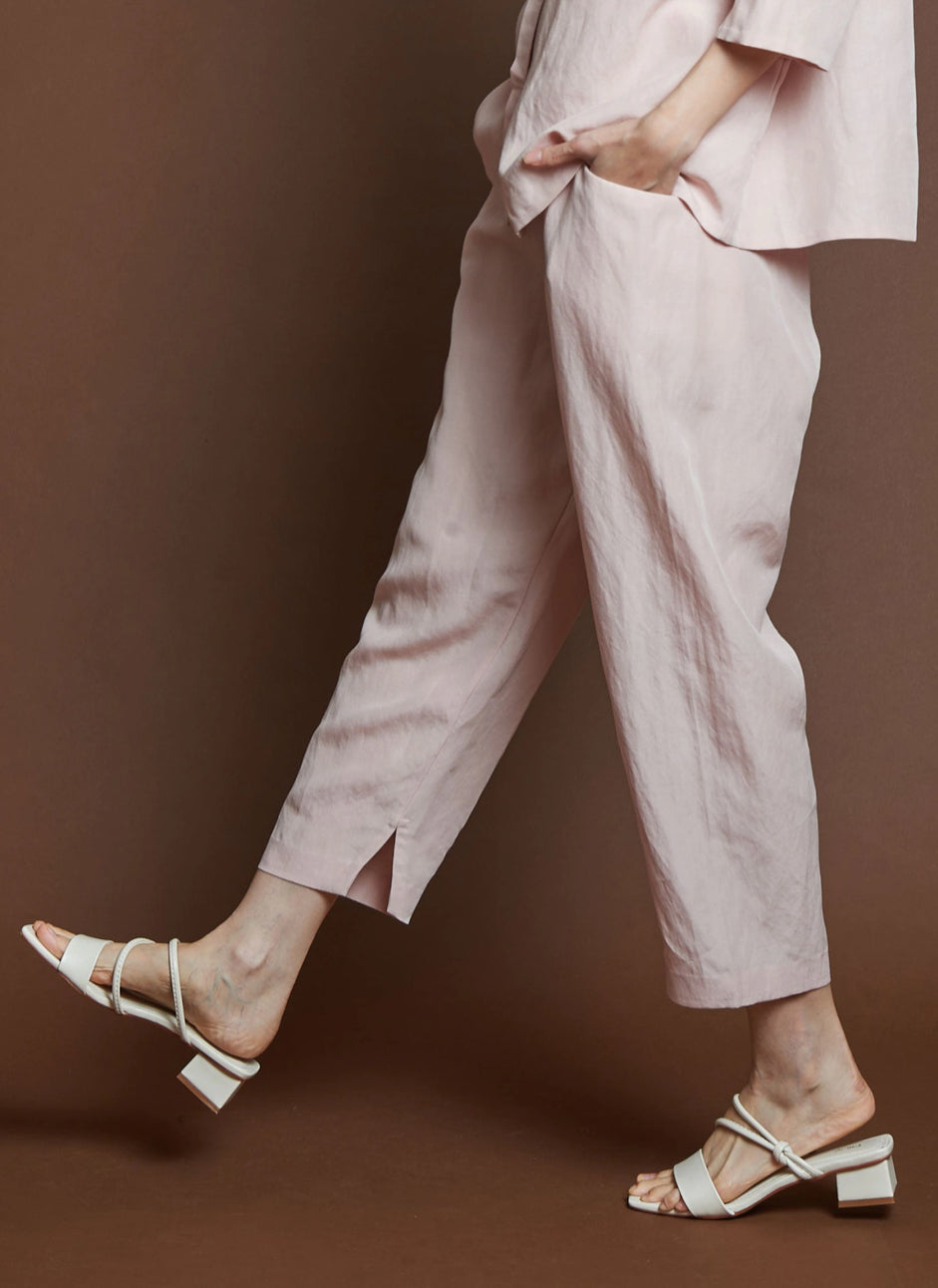 Ease Tapered Pocket Pant